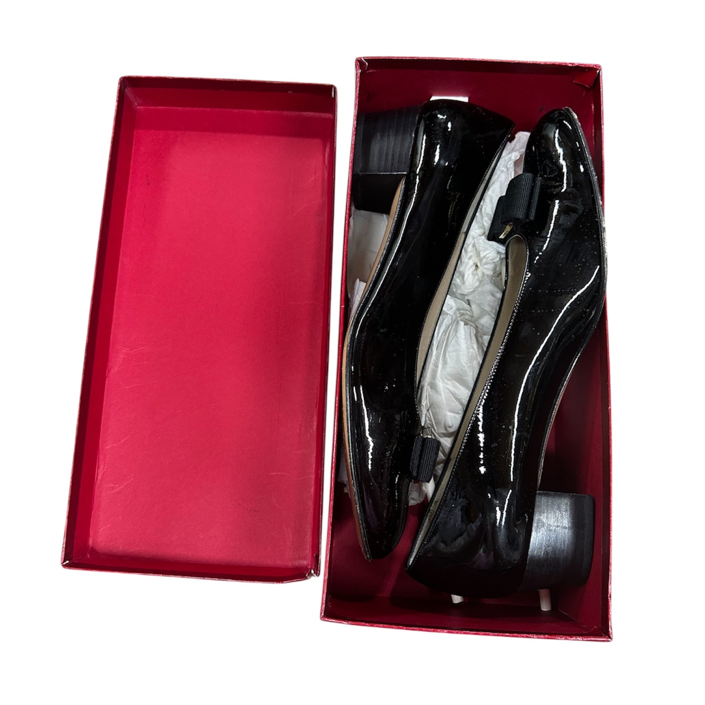 1980s Salvatore Ferragamo Black Patent Leather Gold Bow Pumps W 10