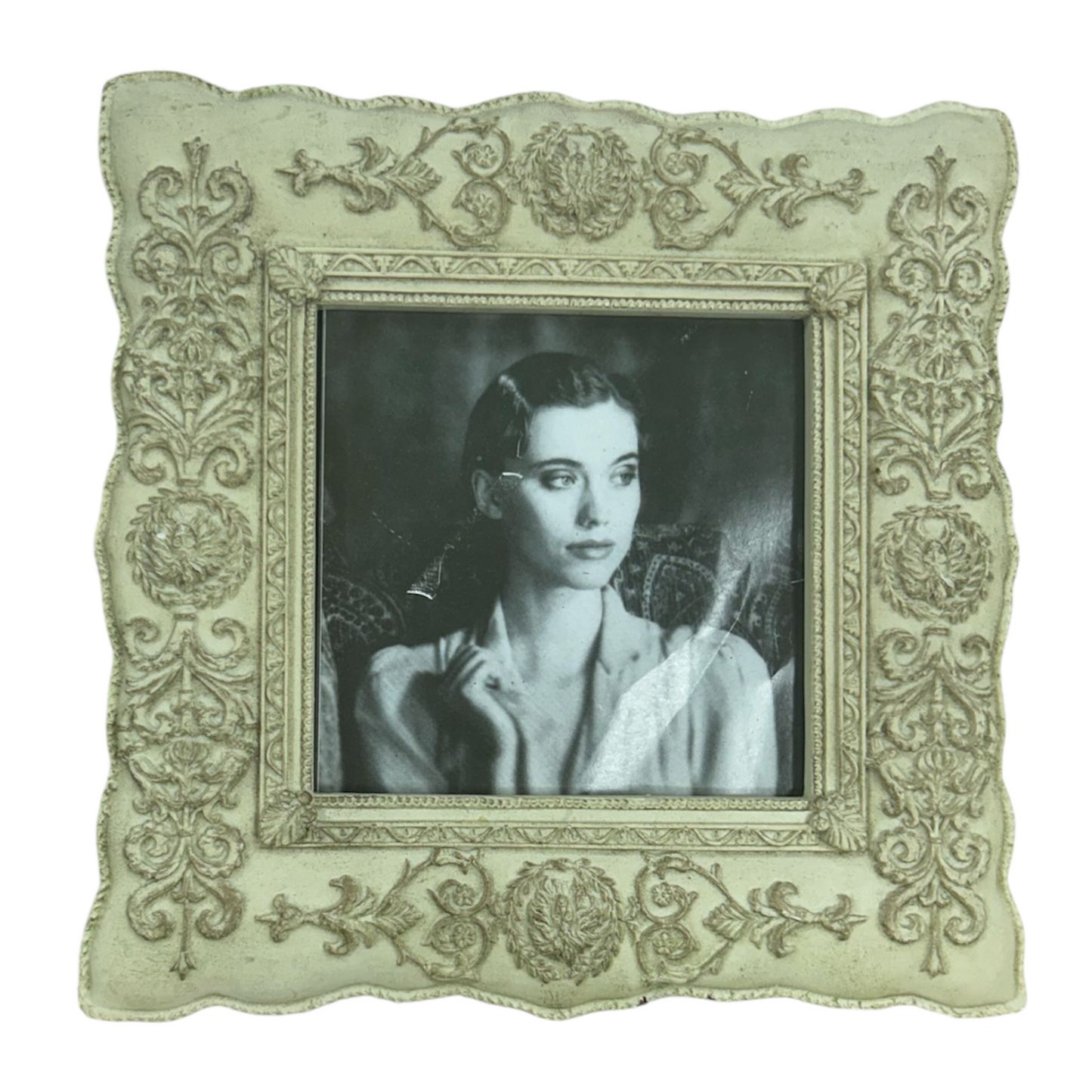 Square Detailed Frame